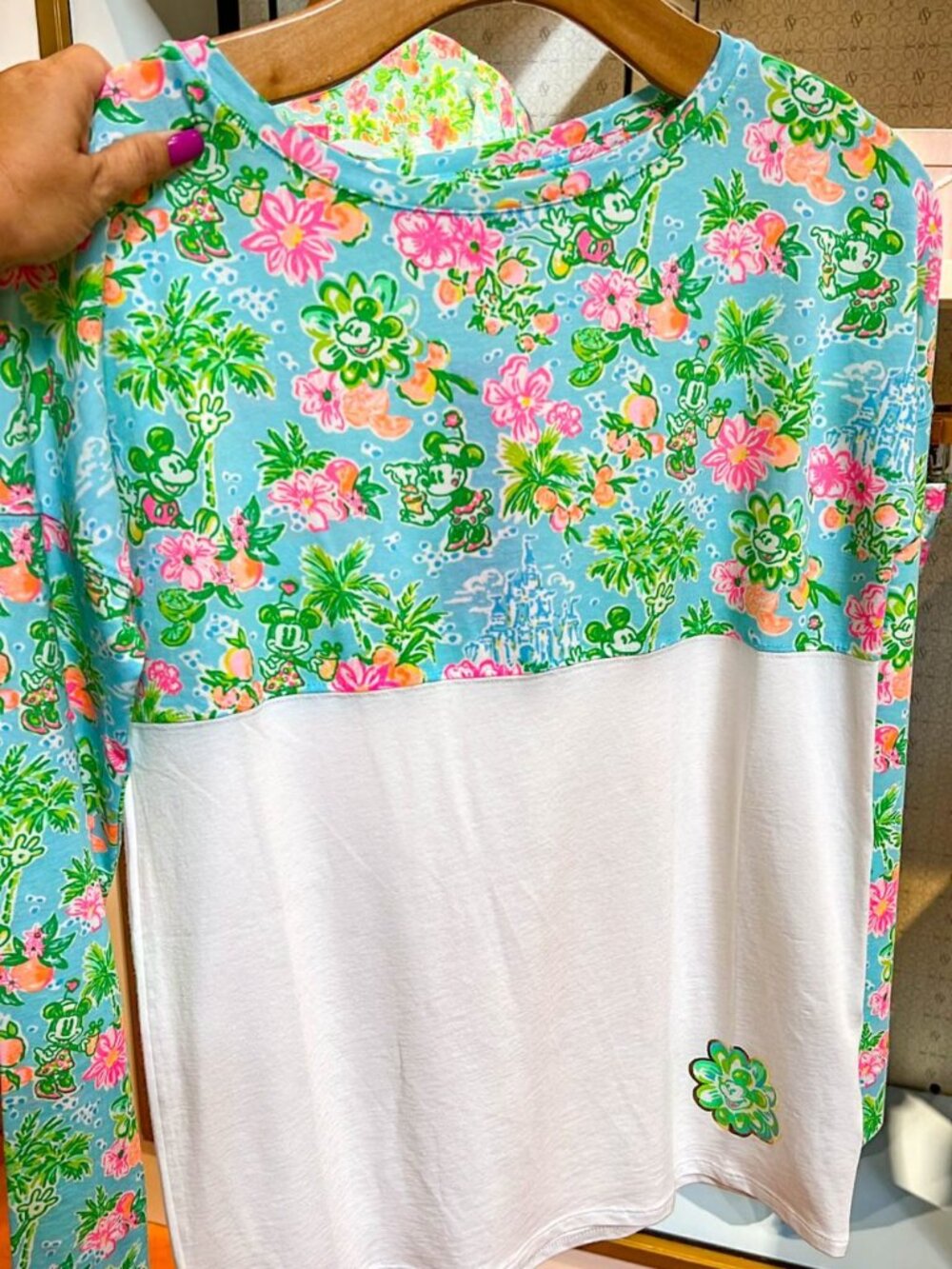 Lilly Pulitzer x Disney Finn Top, Lilly Loves Disney, XL (Size 16-18)